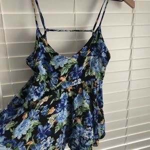 Floral peplum keyhole back tank